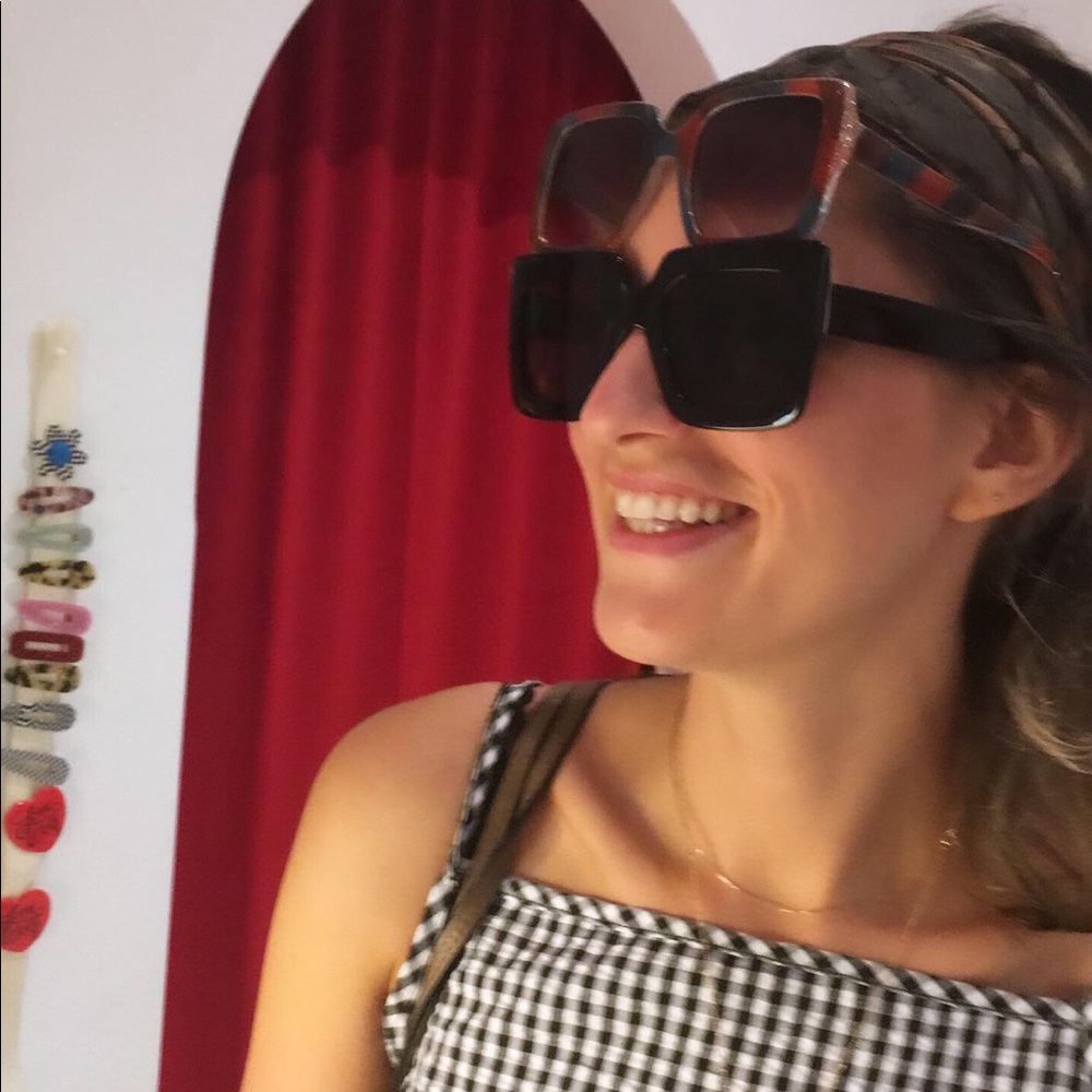 Meet your Posher, Arline